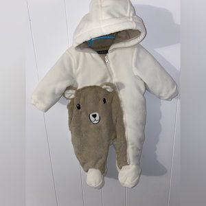 George full piece snowsuit 0 to 3 months